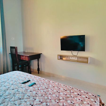 Hoztel Jollygrrant Doon Hostel Rāni Pokhri Buitenkant foto