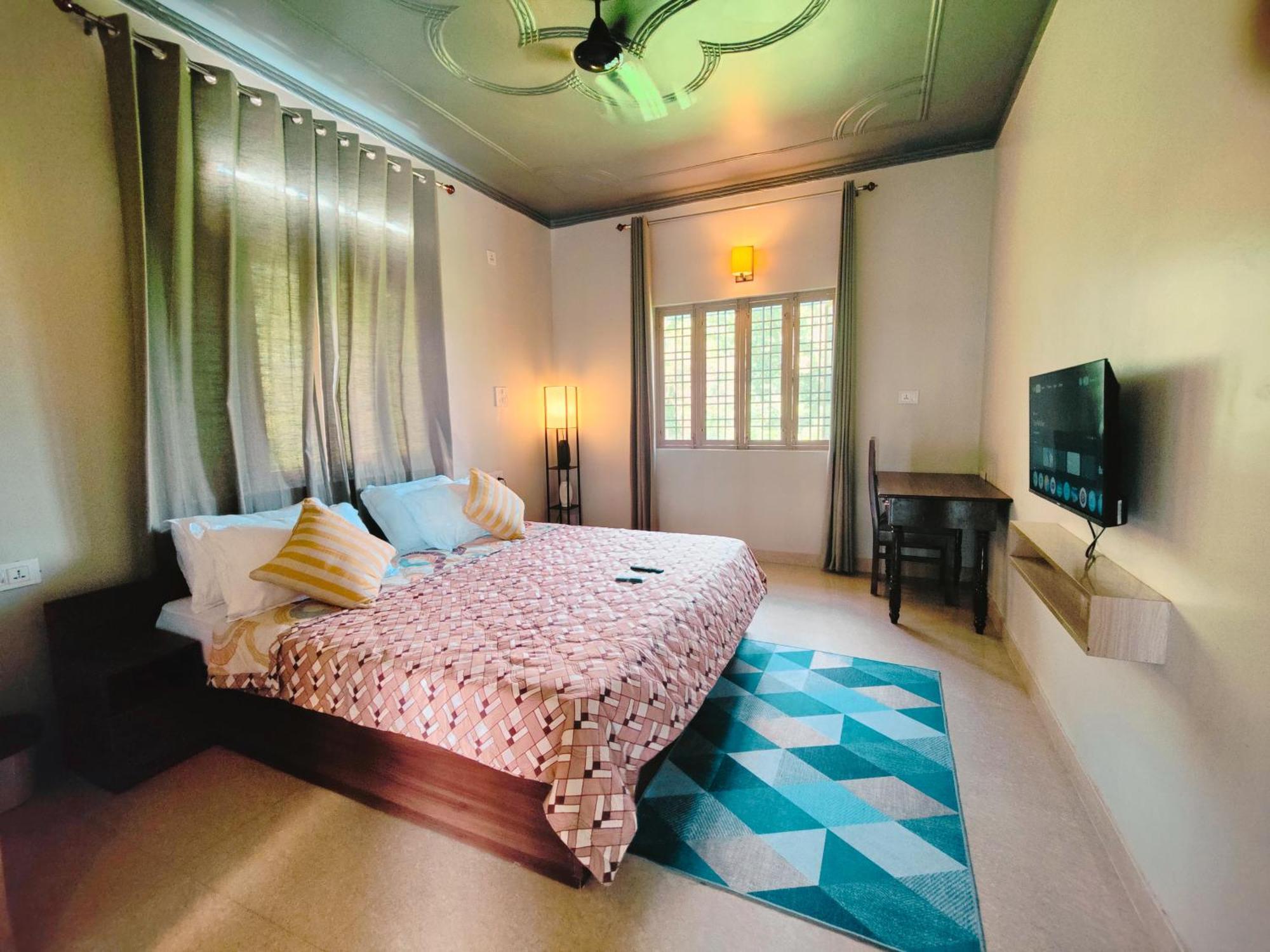 Hoztel Jollygrrant Doon Hostel Rāni Pokhri Buitenkant foto